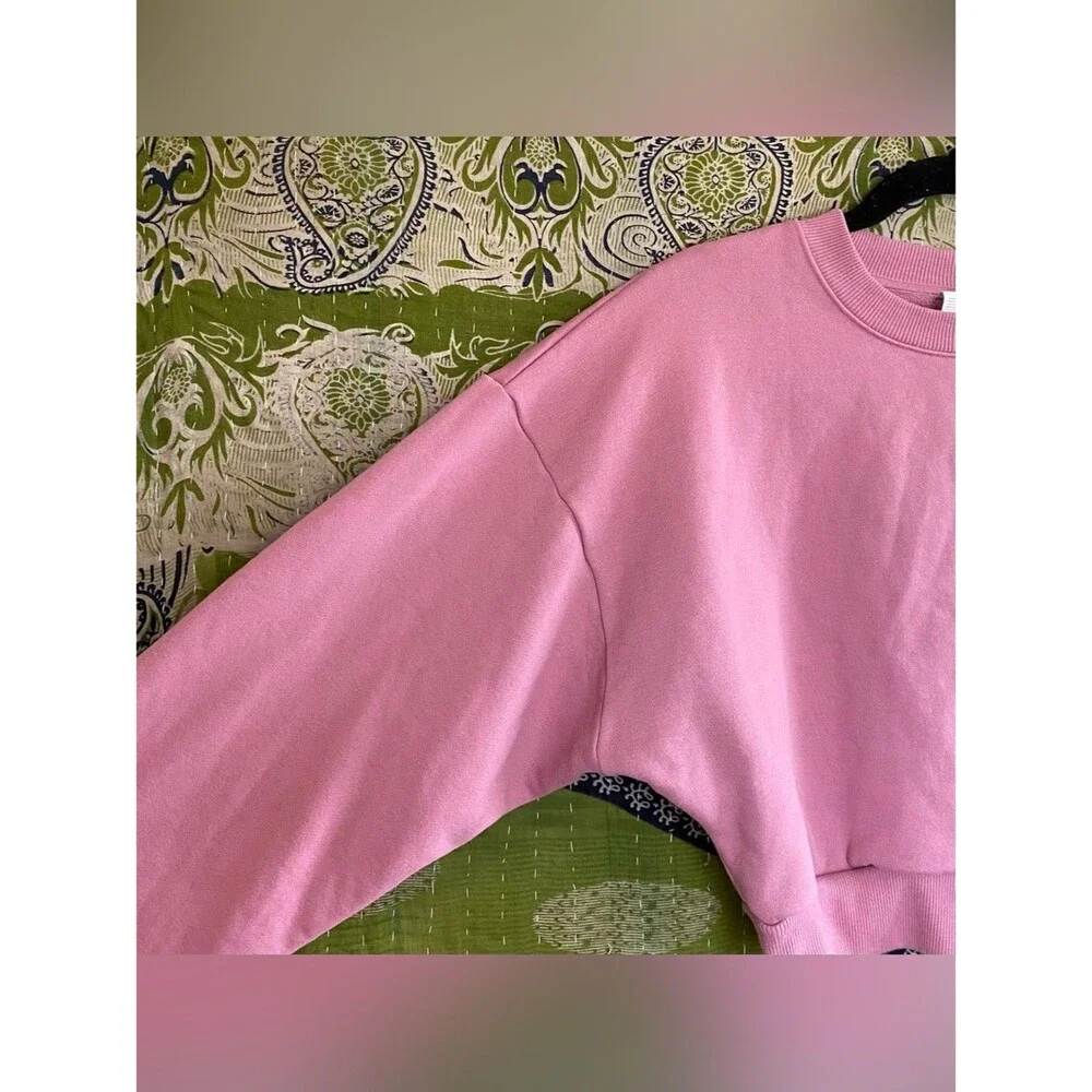 ALO Yoga Pink Wild Rose Accolade Cropped Sweatshirt Medium California Casual